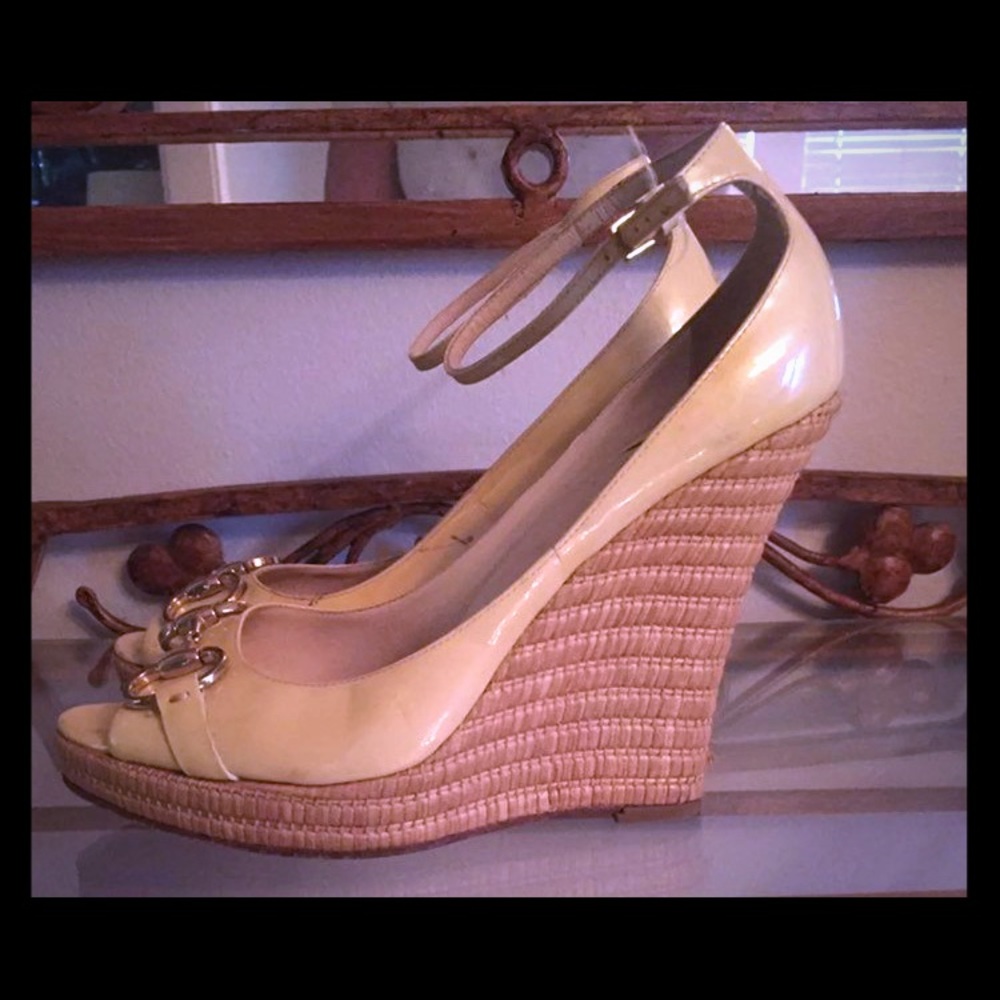 Gucci patent wedges